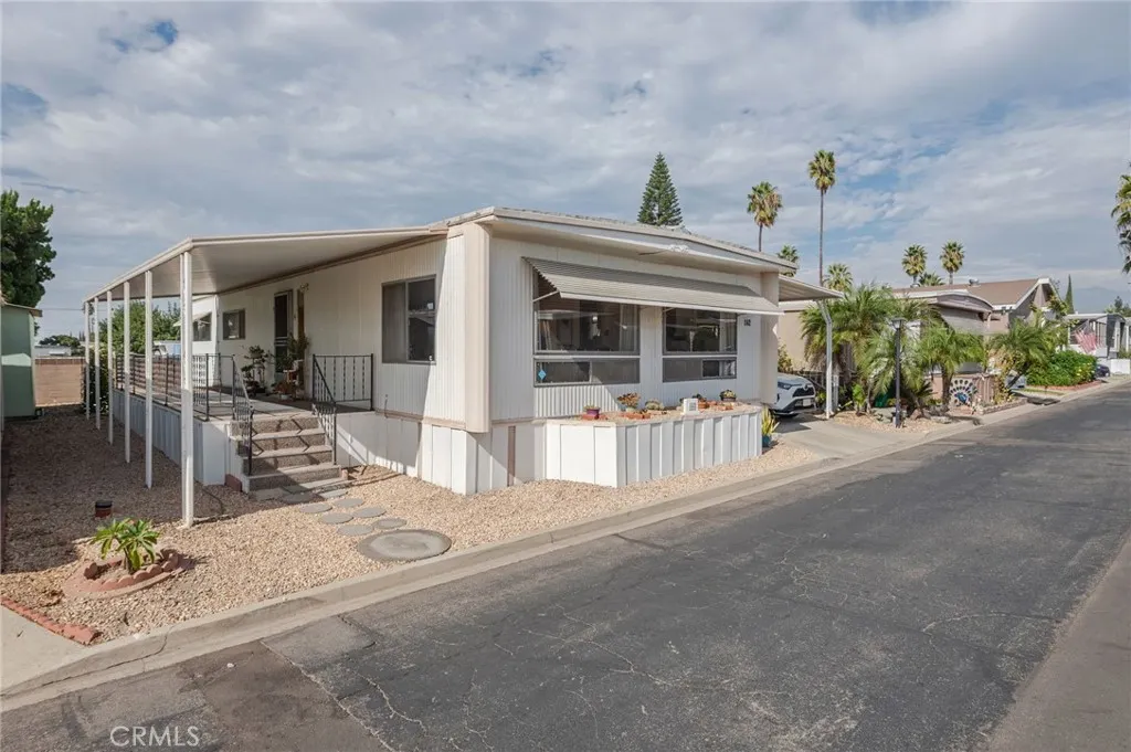 2755 Arrow Highway #142