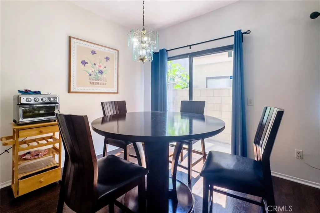 544 N Orange #B