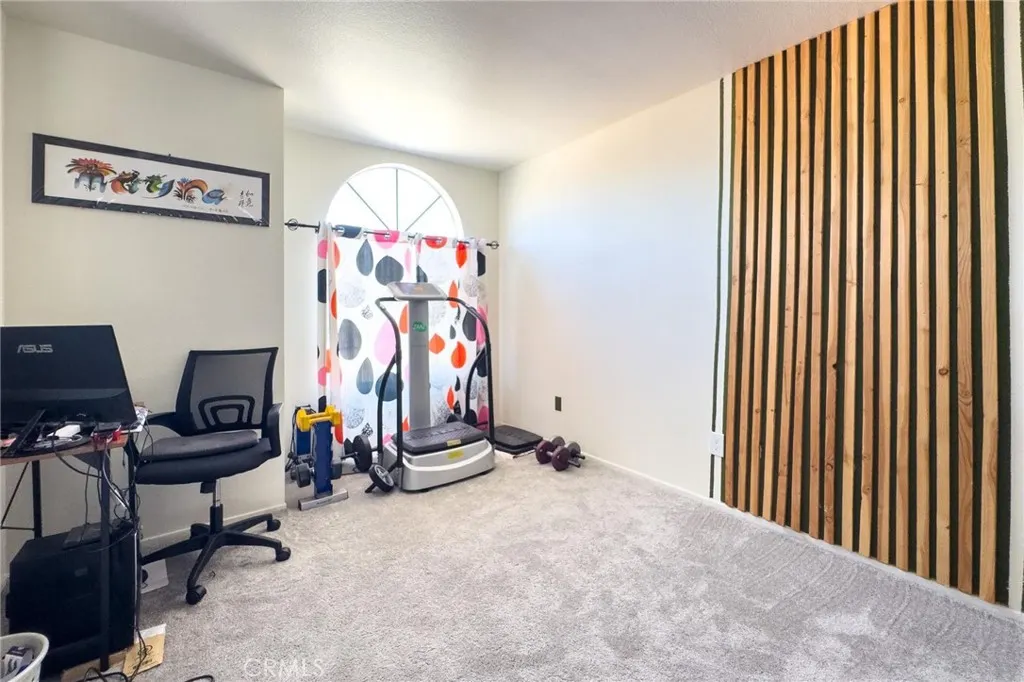 544 N Orange #B