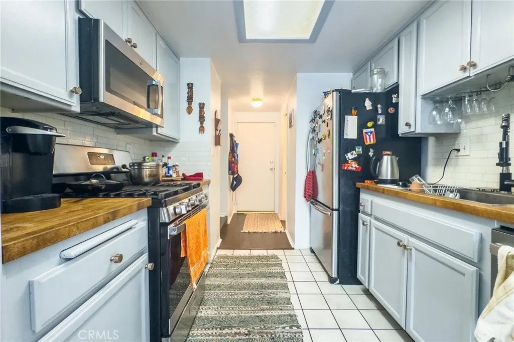 544 N Orange #B