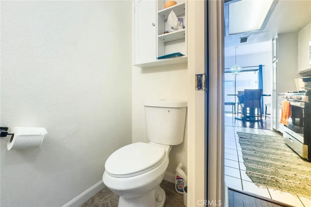 544 N Orange #B