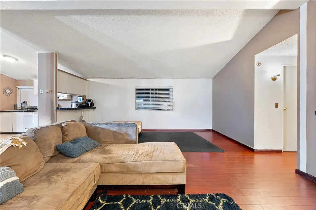 1051 Site #251
