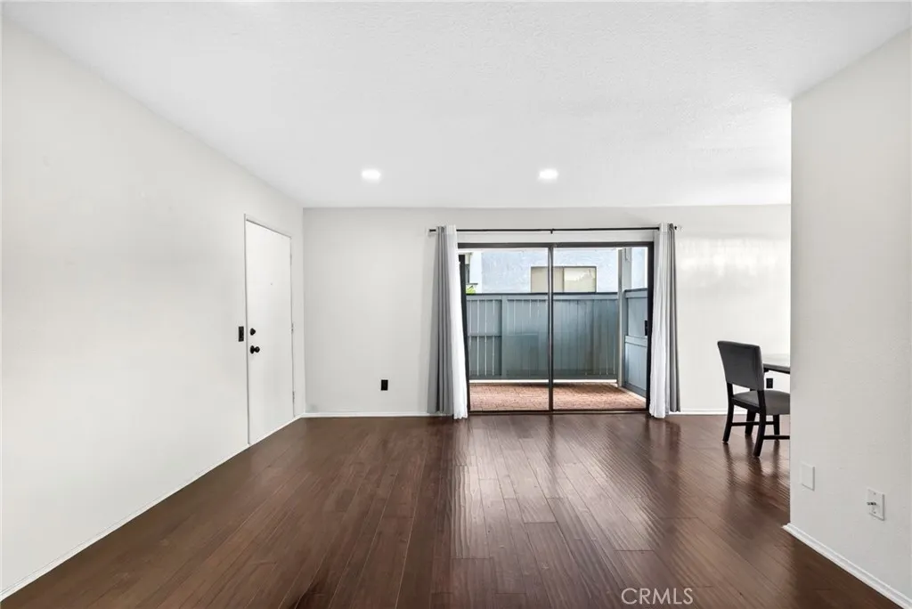 145 S Poplar #20
