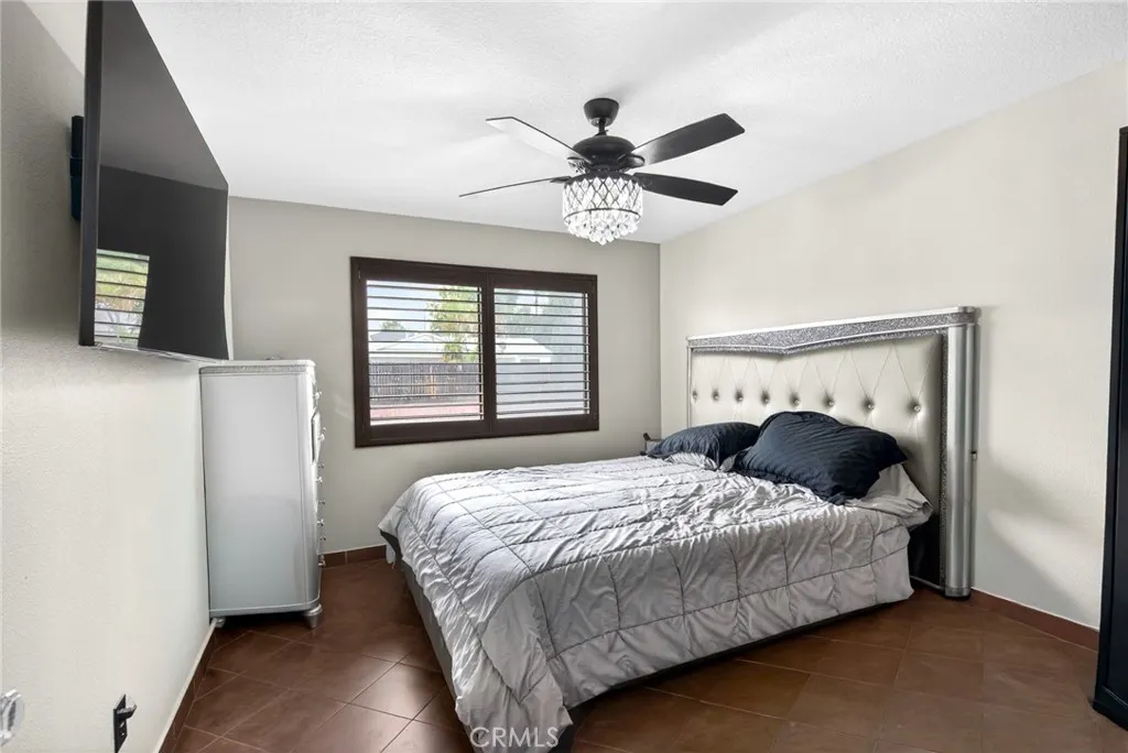 145 S Poplar #20