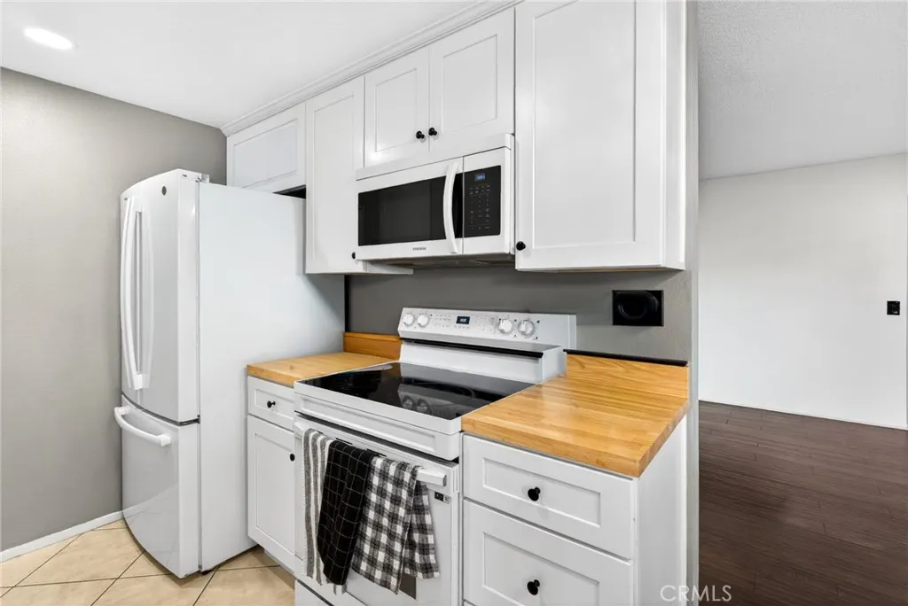 145 S Poplar #20