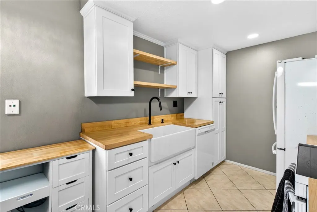 145 S Poplar #20