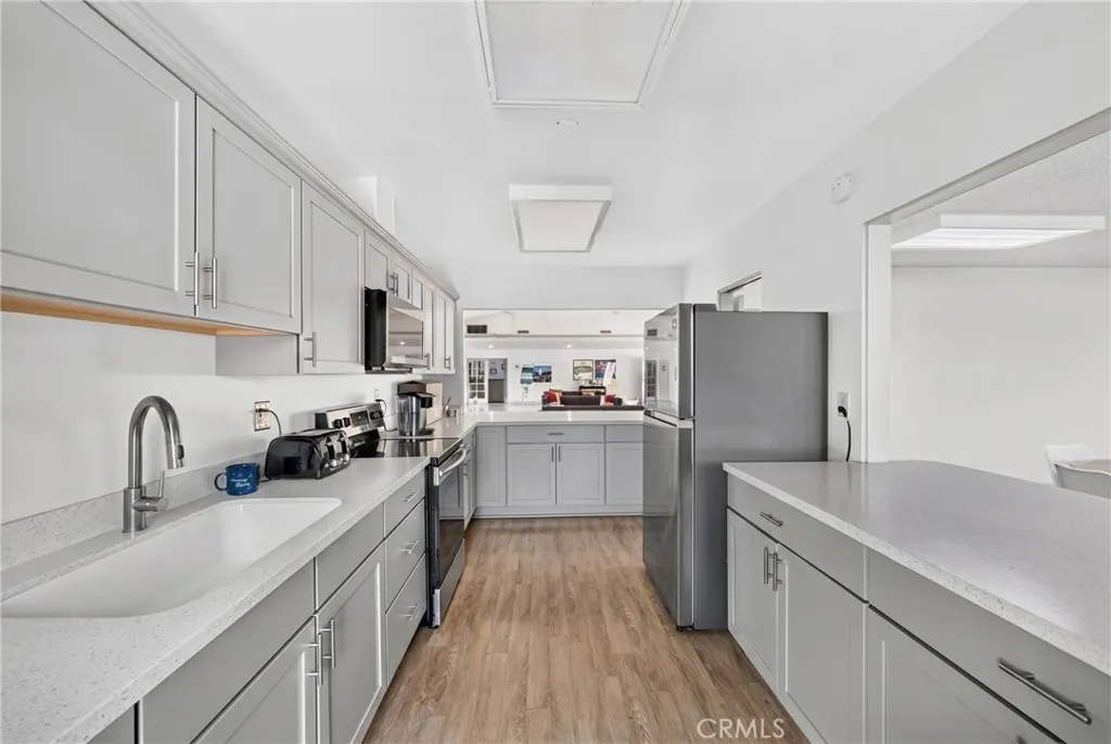 12700 Elliott #206