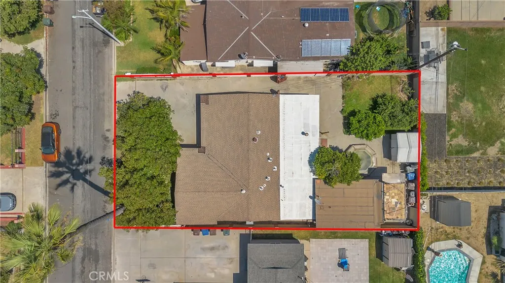 13618 Las Vecinas Dr