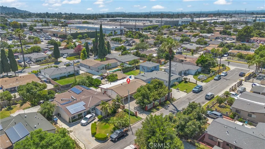 13618 Las Vecinas Dr