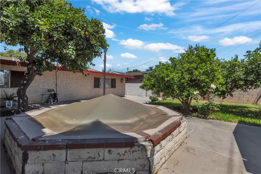 13618 Las Vecinas Dr
