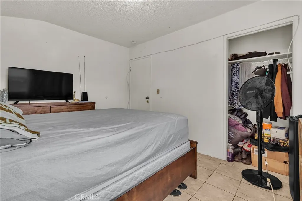 13618 Las Vecinas Dr