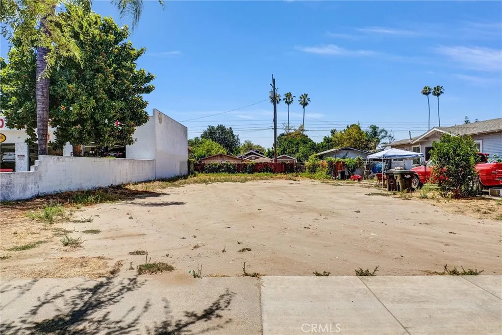 968 E Mission Boulevard