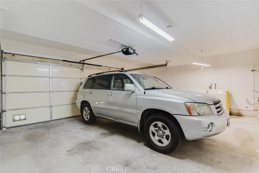 1677 Crystal Canyon Drive