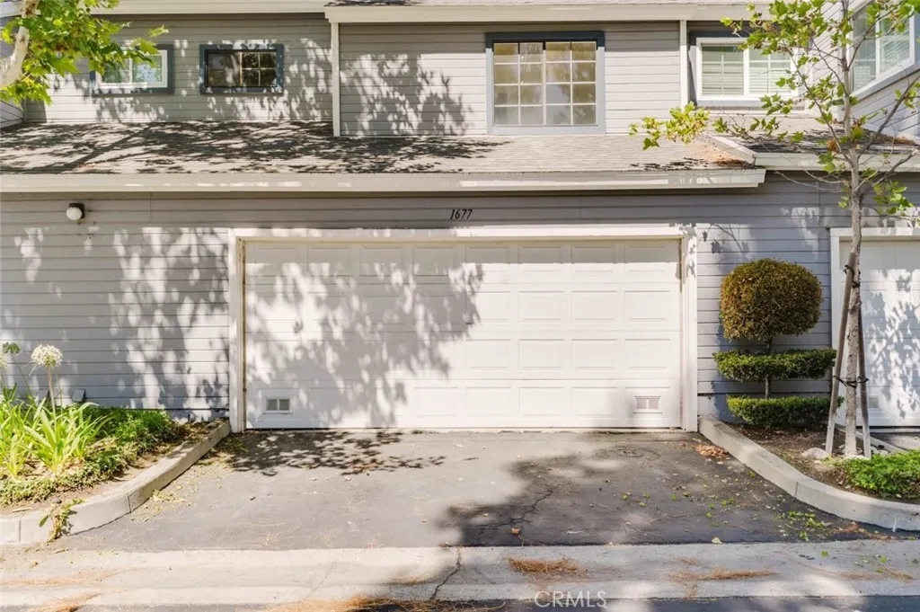 1677 Crystal Canyon Drive