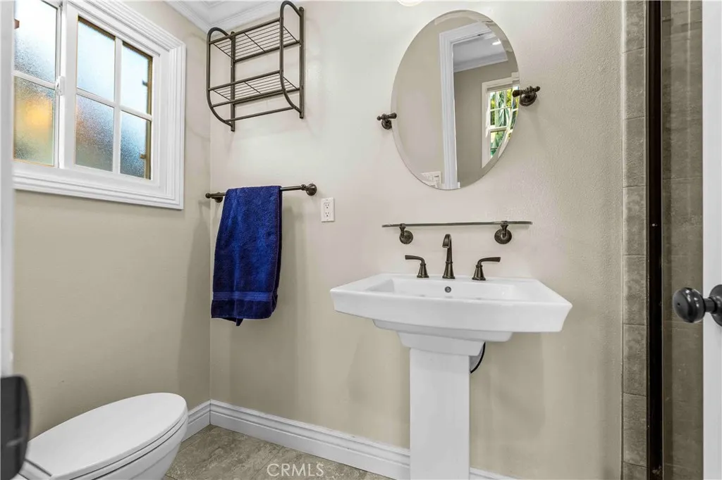 2231 Branford