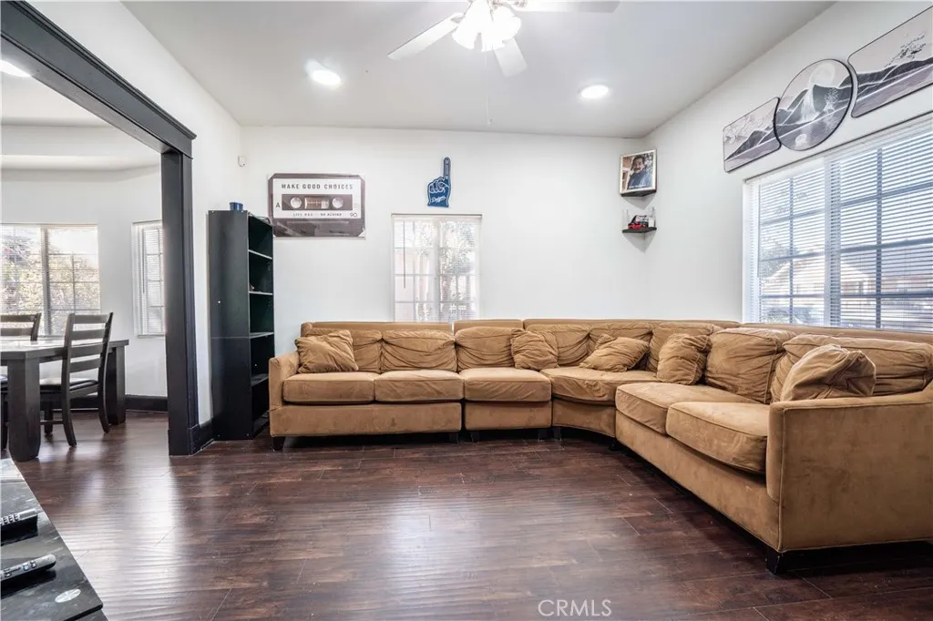 730 W 9th