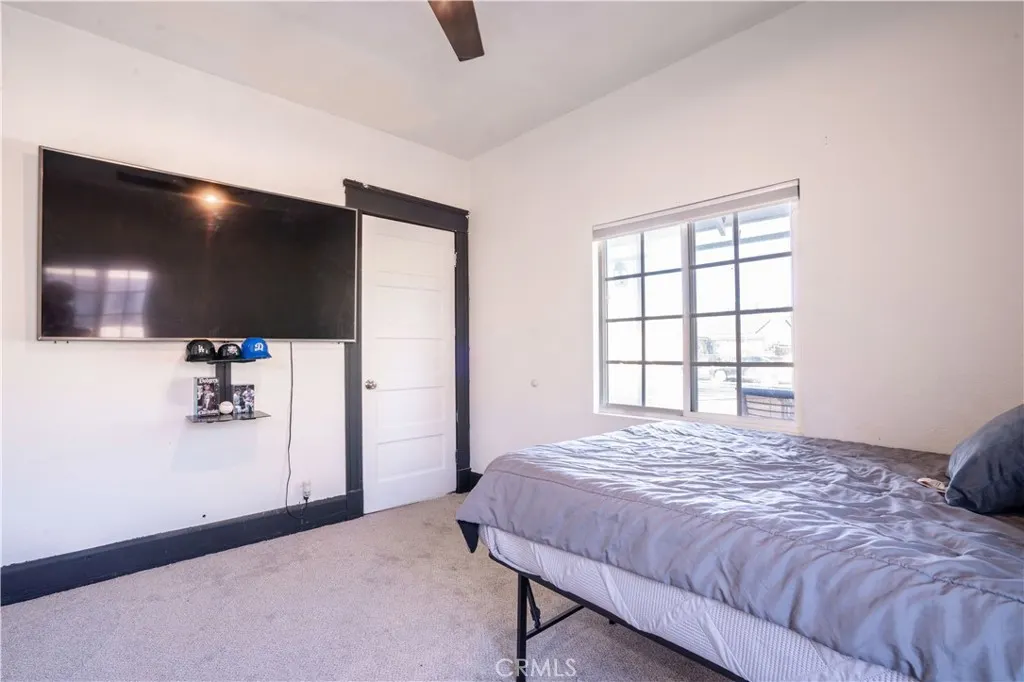 730 W 9th