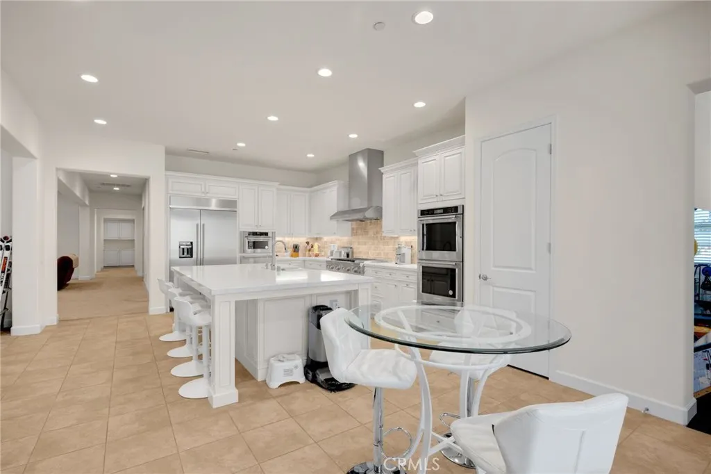 412 Conway Court