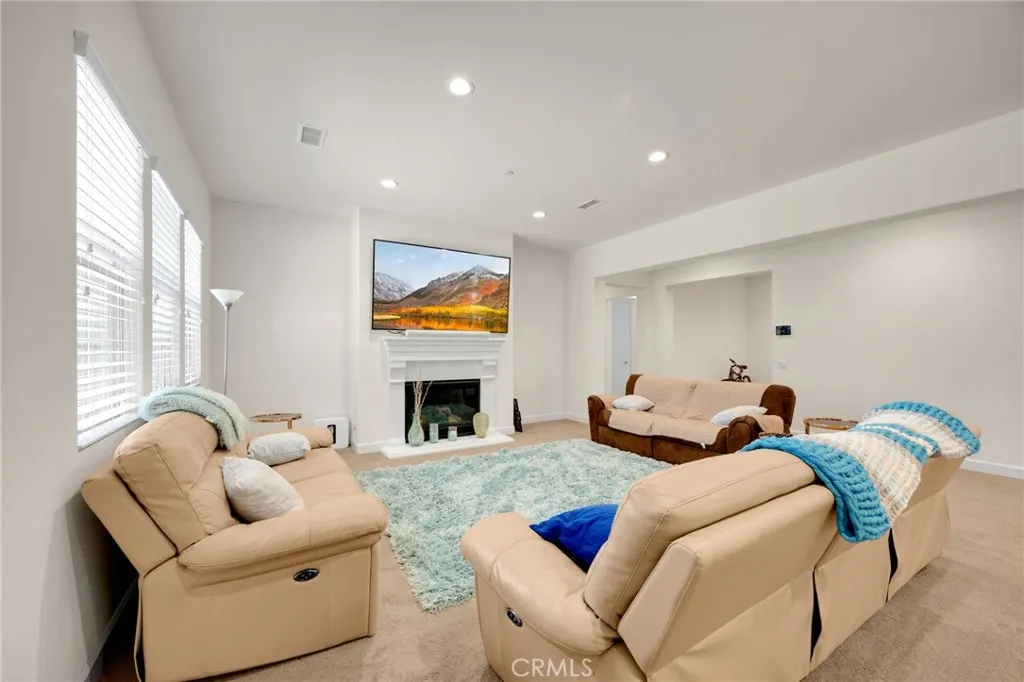 412 Conway Court