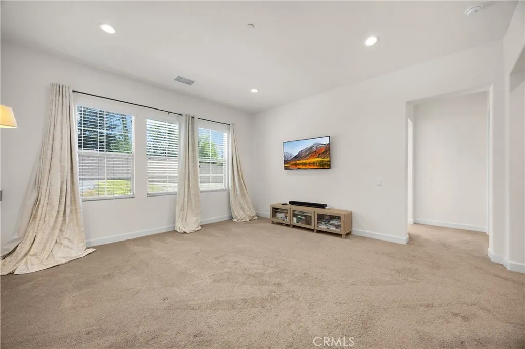 412 Conway Court