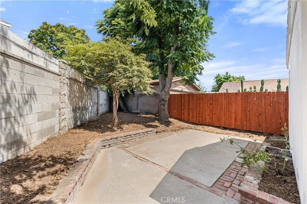 884 Lewis Street