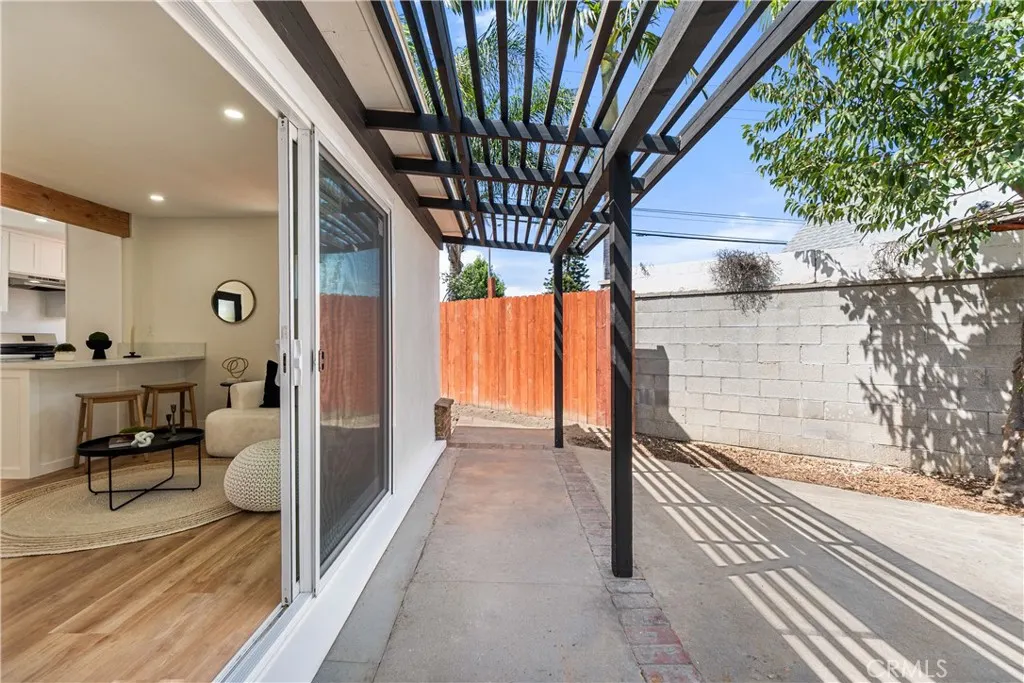 884 Lewis Street