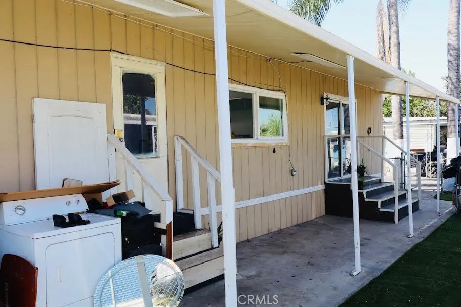1461 W Mission Blvd #49
