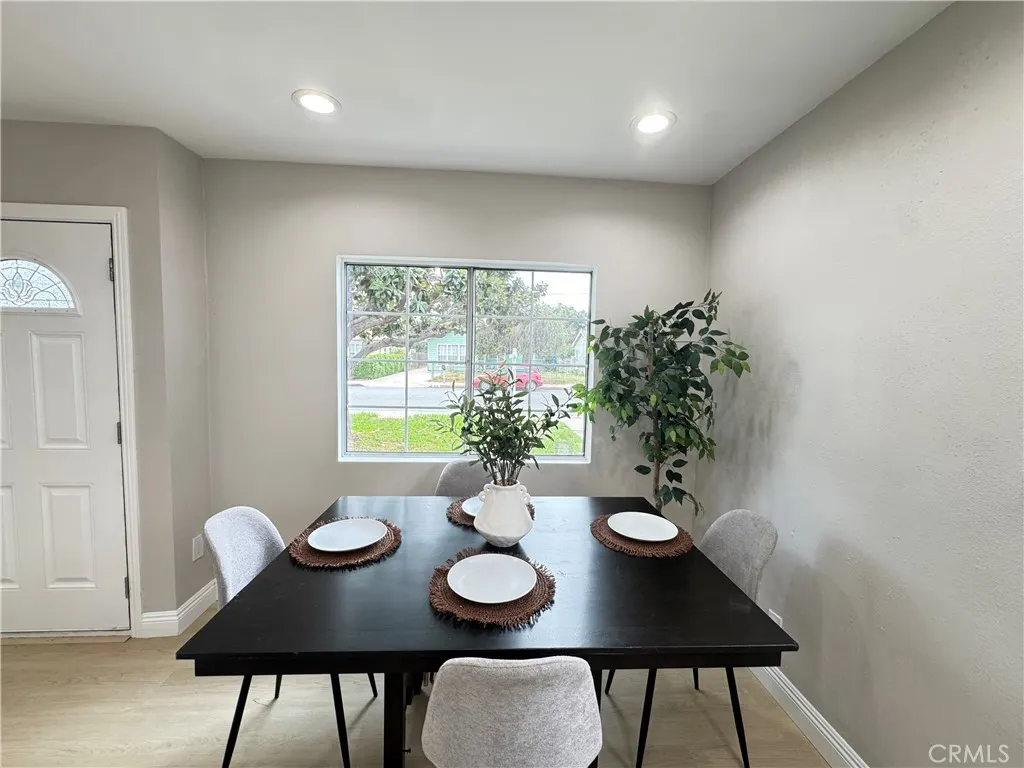 575 E Fernleaf