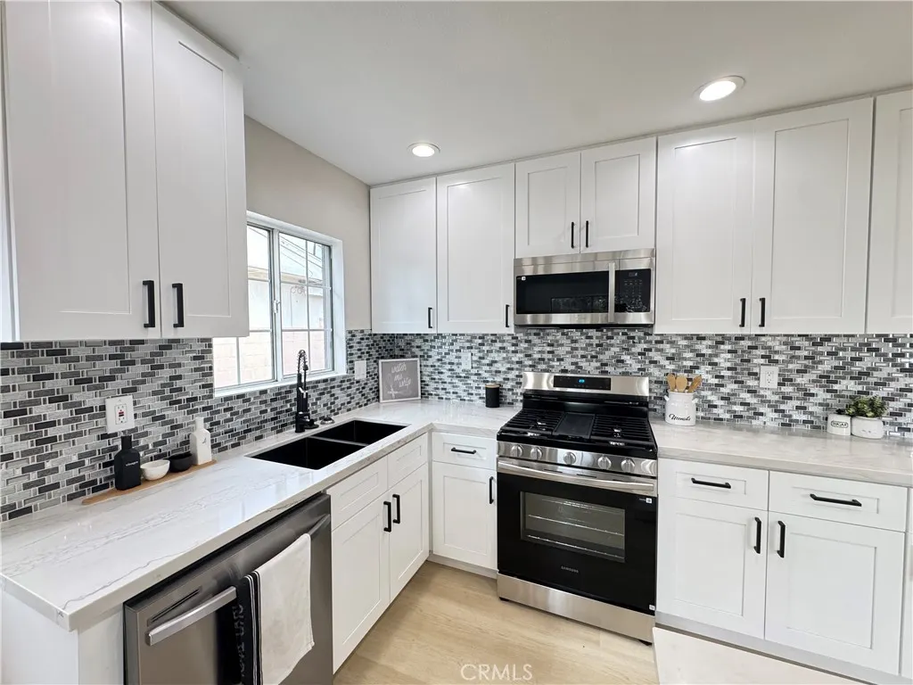 575 E Fernleaf