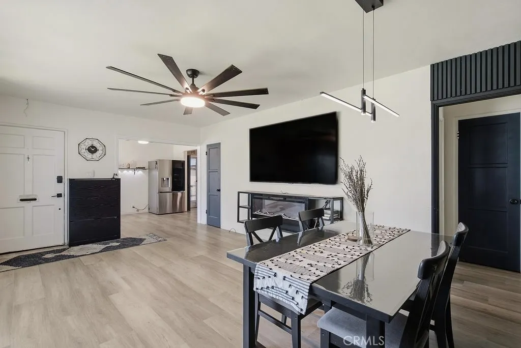 323 N Morris