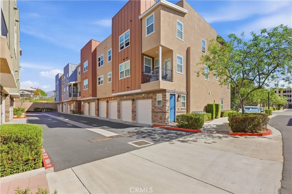 8847 Jacaranda #C