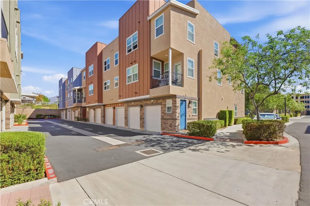 8847 Jacaranda #C