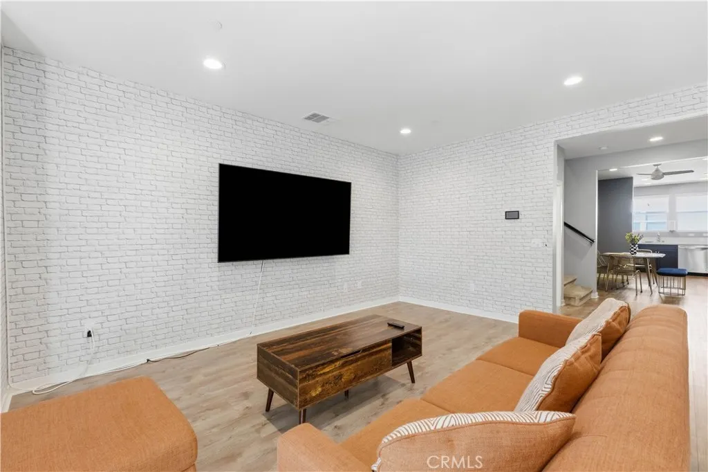 8847 Jacaranda #C