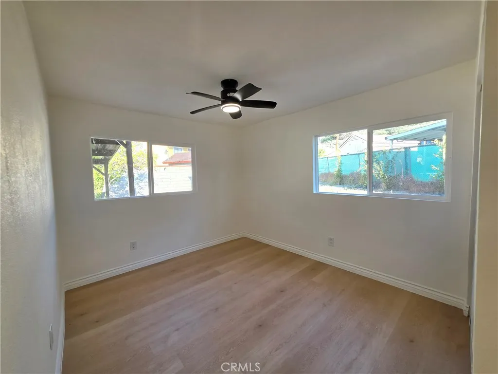 305 Colston