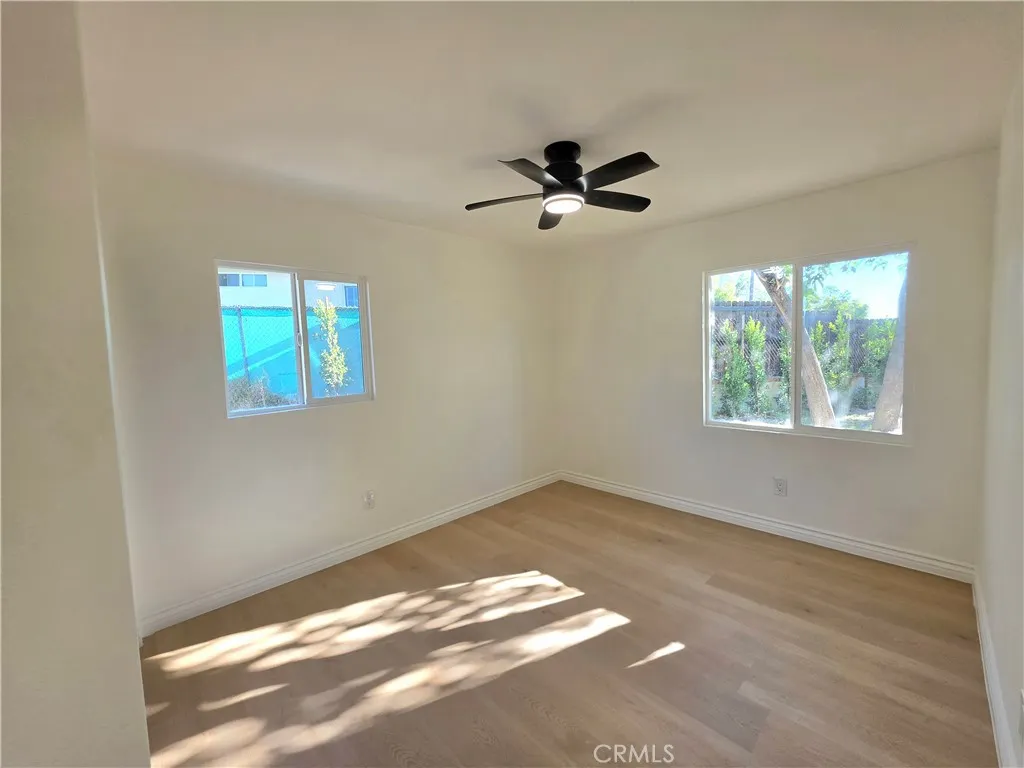 305 Colston