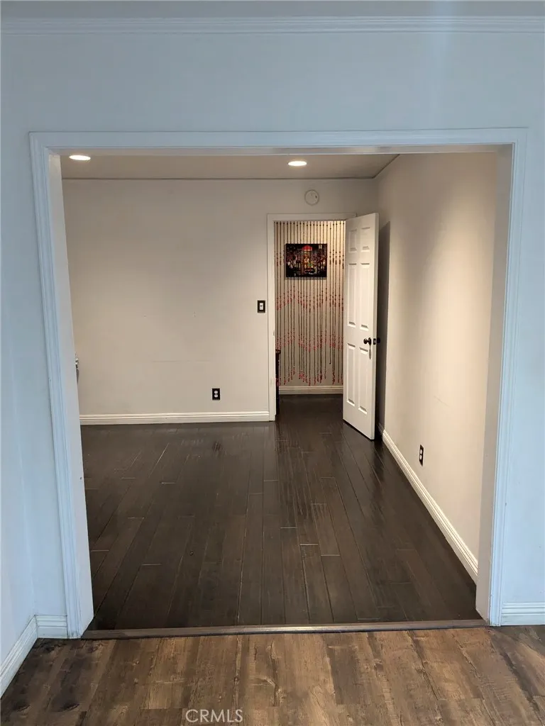 542 W Ada