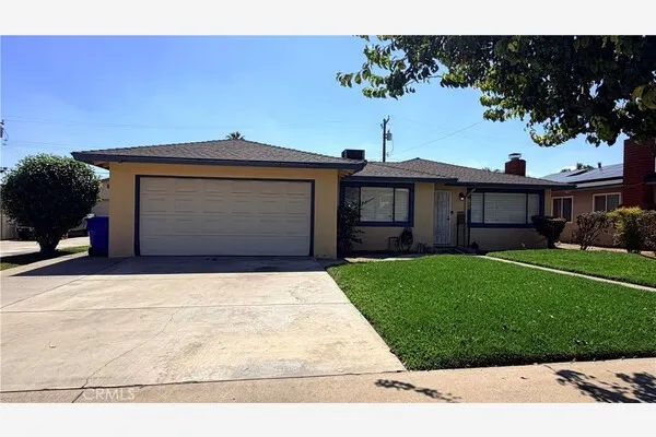 1123 E 38th