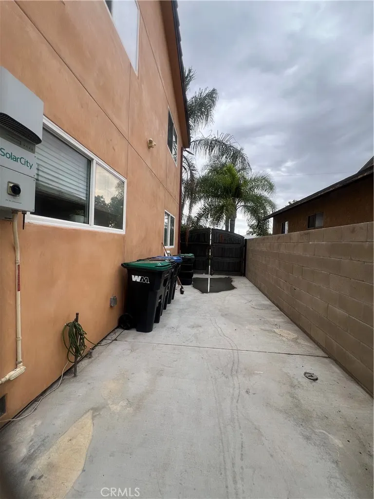 4257 Stewart Avenue