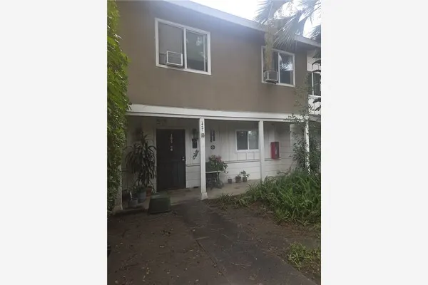 425 N Rockvale