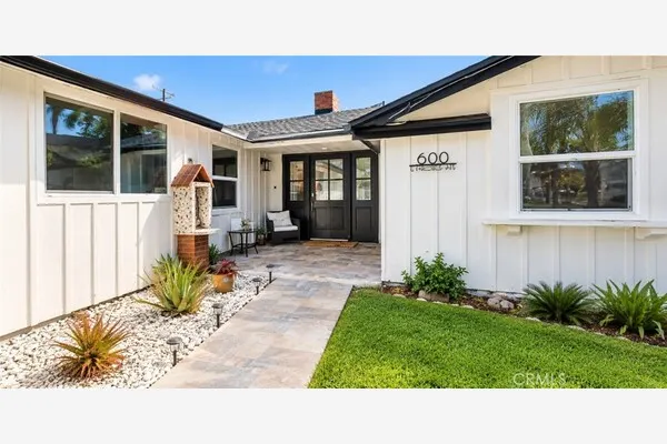 600 E Pinehurst