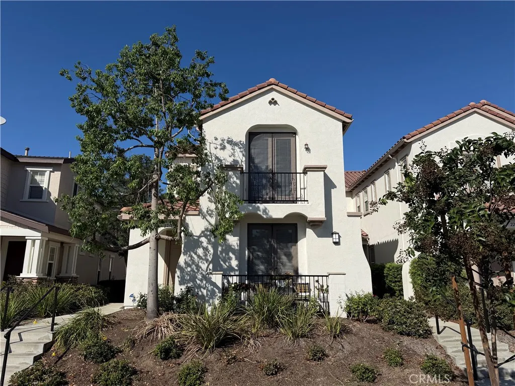 2216 Andrews Drive
