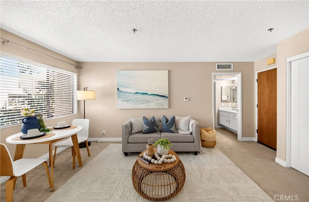 351 N Ford Avenue #221