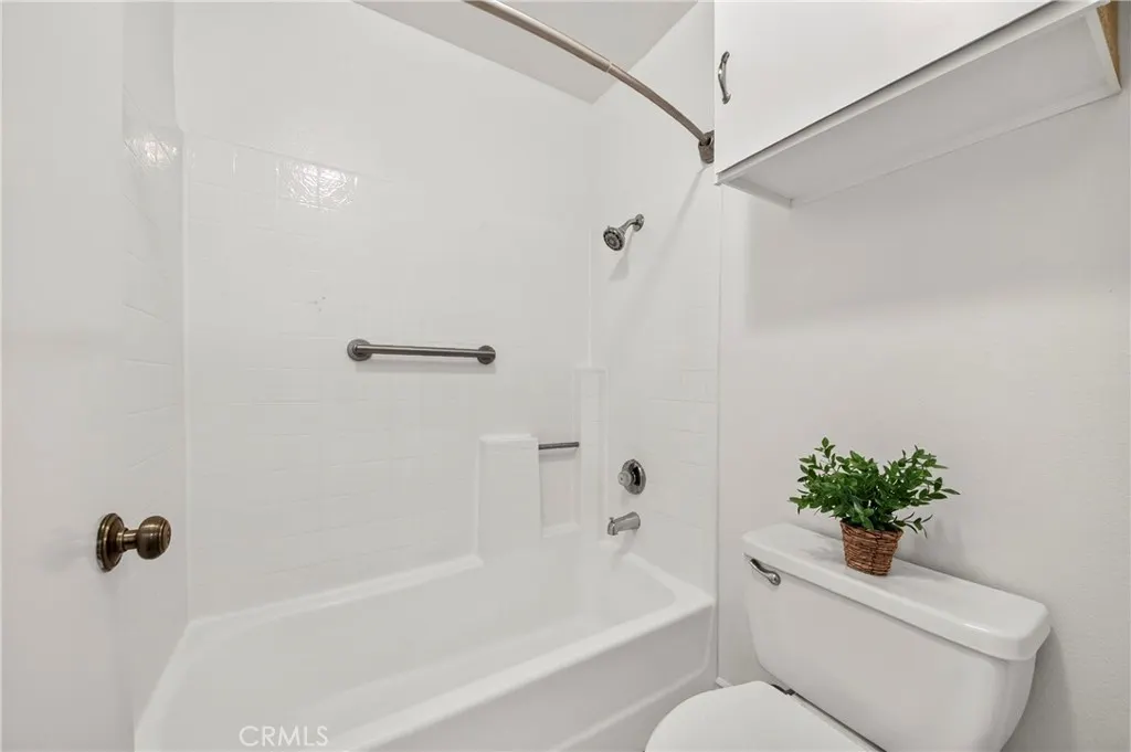 351 N Ford Avenue #221