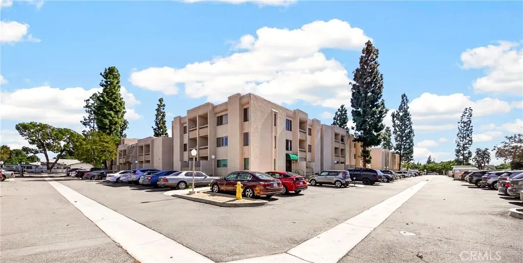 351 N Ford Avenue #221