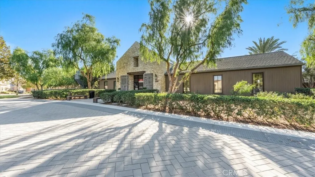 3357 E Rutherford Drive