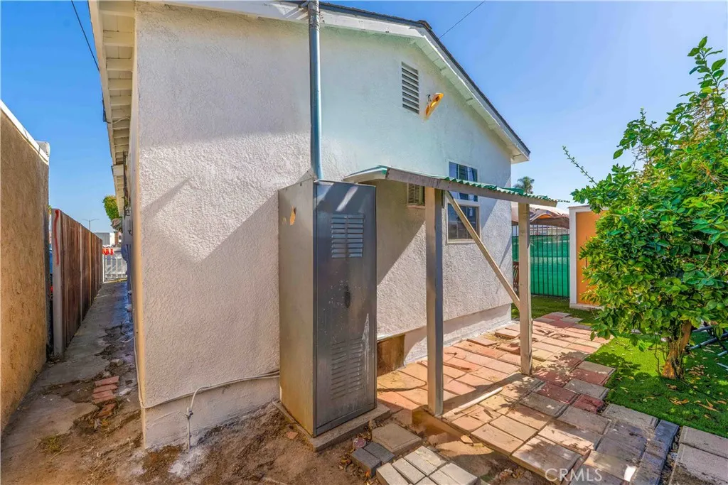 3551 Palm Drive