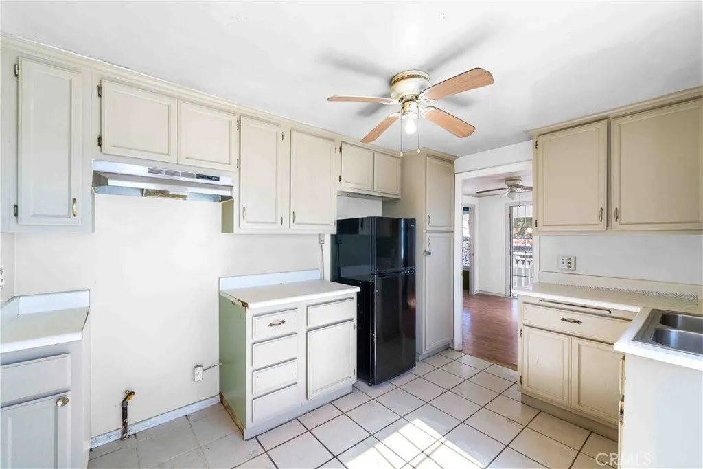 3551 Palm Drive