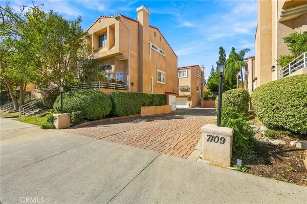 7109 Farralone #117