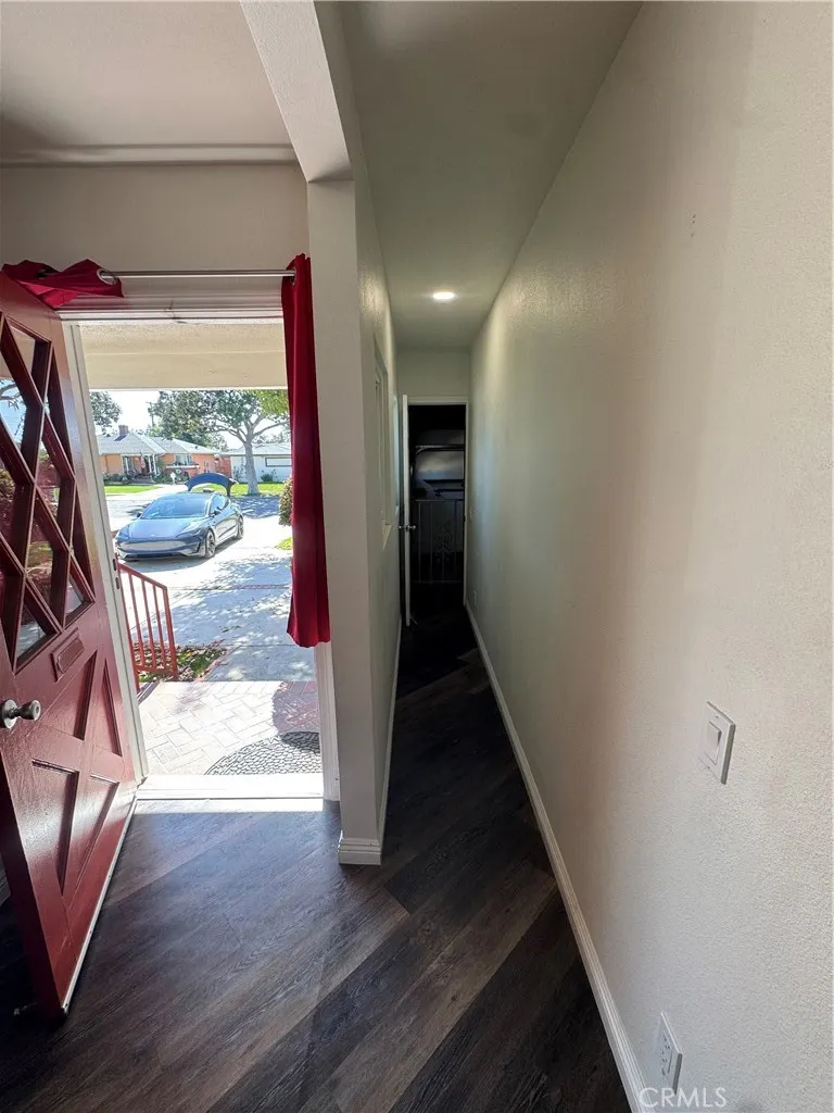 1831 W Flower Ave