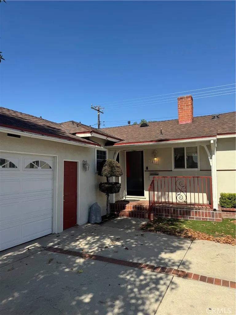 1831 W Flower Ave